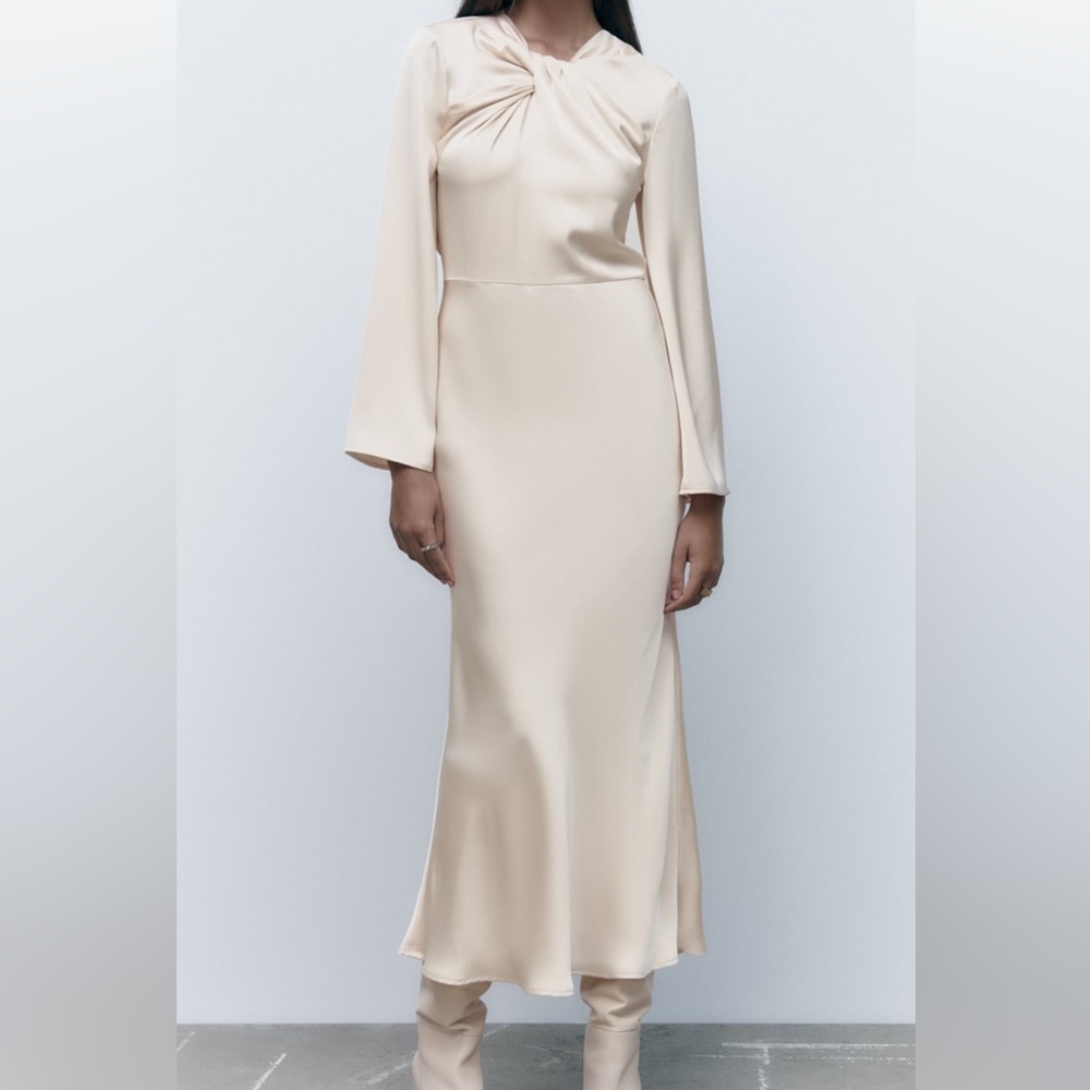 Zara Cream Long-Sleeve Midi Dress - Picture 1 of 6